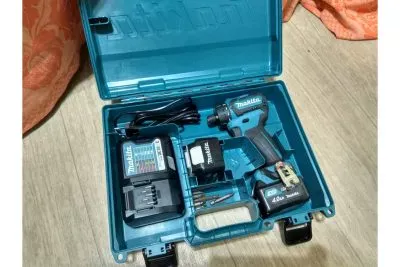 Аккумуляторная дрель-шуруповерт Makita DF032DWMX1
