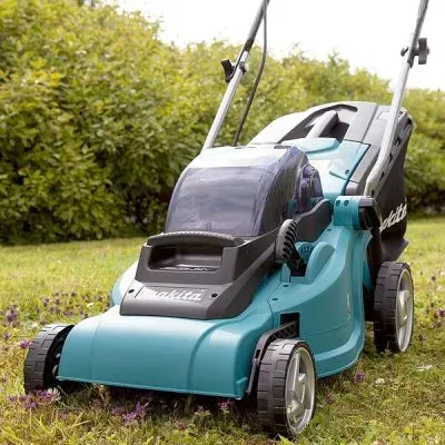 Газонокосилка Makita DLM380Z