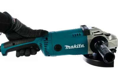Угловая шлифмашина Makita GA 7020 SF