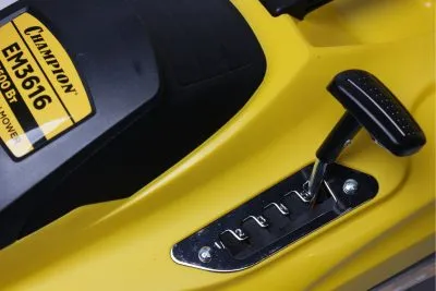 Электрическая газонокосилка CHAMPION EM3616 C8032