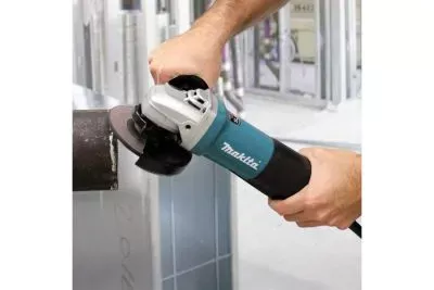 Угловая шлифмашина Makita 9565PZ