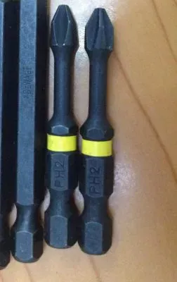 Биты ударные IMPACT Torsion Ph2, 57мм, 2шт. Dewalt DT70532T