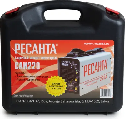 Инверторный сварочный аппарат в кейсе Ресанта САИ 220
