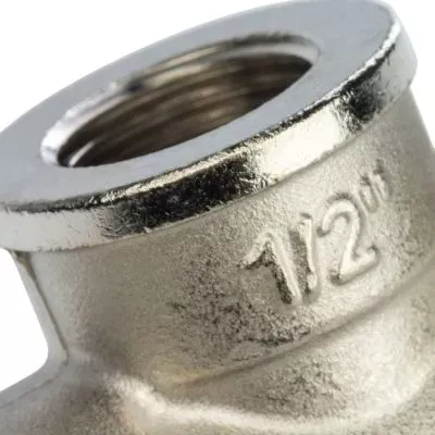 SFT-0022-001121 STOUT Тройник ВВ переходной никелированный 1"X1/2X1"