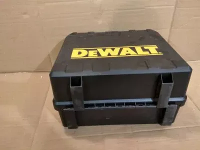 Дисковая пила DeWALT DWE 576 K