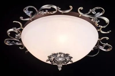 Потолочный светильник Maytoni C900-CL-03-R