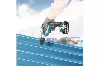 Аккумуляторный шуруповерт Makita DFS251Z