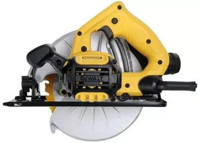 Дисковая пила DeWALT DWE 550