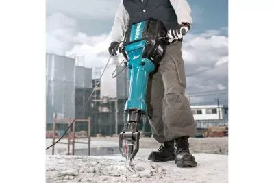 Отбойный молоток Makita HM1812