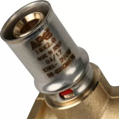 SFP-0012-001216 STOUT Угольник настенный с креплением удлинённый 1/2"х16 для металлопластиковых труб прессовой