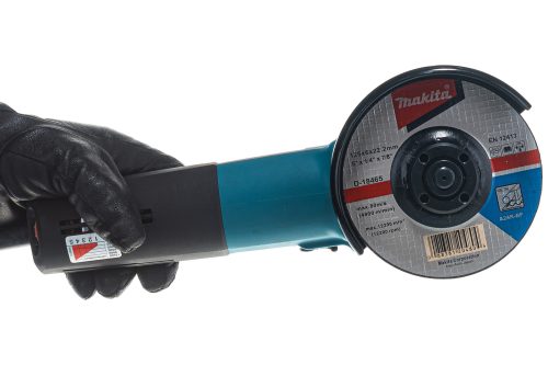 Угловая шлифмашина Makita 9562 CVH