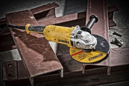 Угловая шлифмашина DeWALT DWE 490