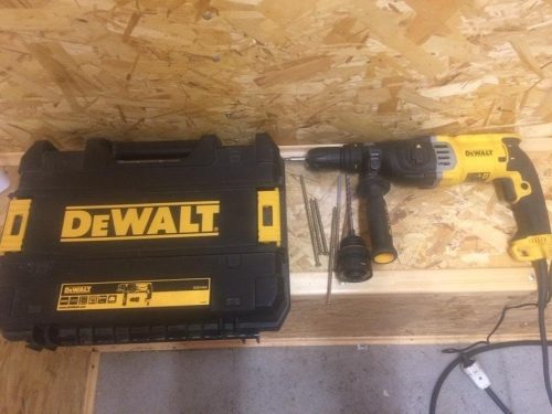 Перфоратор DeWALT D 25144 K