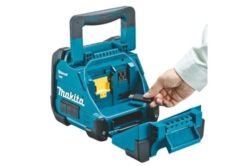 Проигрыватель Makita DMR202