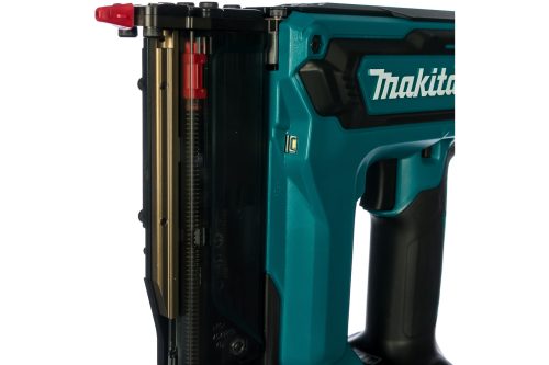 Аккумуляторный гвоздезабиватель Makita DPT353RFE