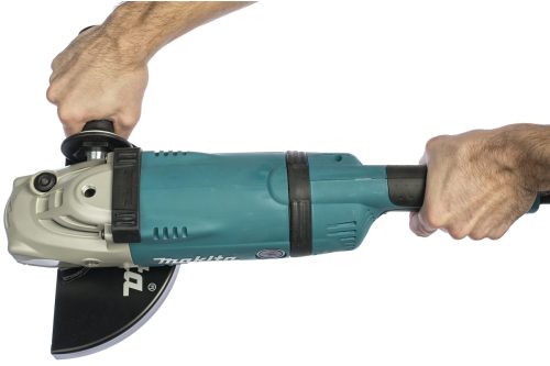 Угловая шлифмашина Makita GA9030SFK1