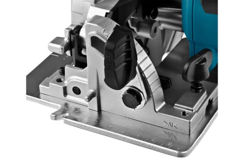 Дисковая пила Makita DHS661ZU