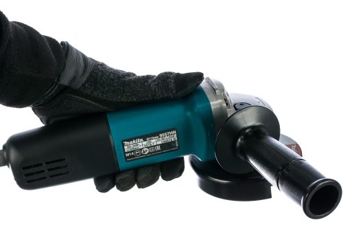 Угловая шлифмашина Makita 9557 HN