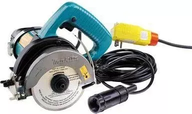 Дисковая пила Makita 4101 RH