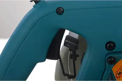 Торцовочная пила Makita LS 0714