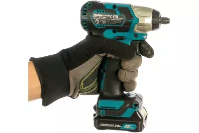 Аккумуляторный гайковерт Makita TW160DWAE